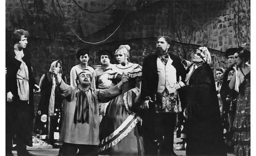 Сцена из спектакля “Бедность не порок” А.Н.Островского A scene from the play titled Poverty is not a Vice by A.N.Ostrovsky
